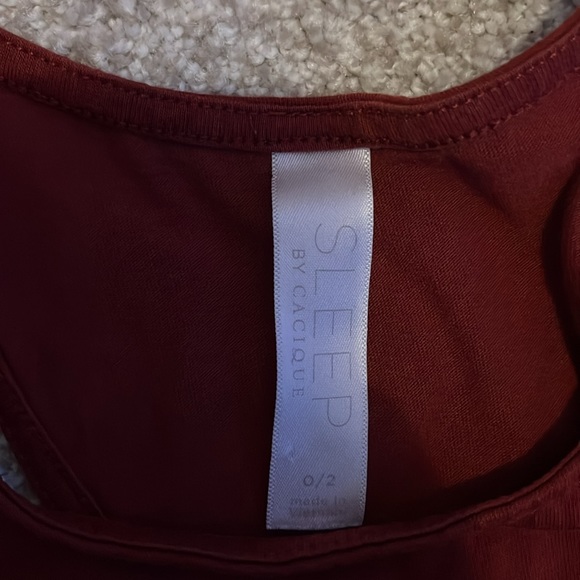 Red tank top with “good excuse for being late” - Picture 3 of 4